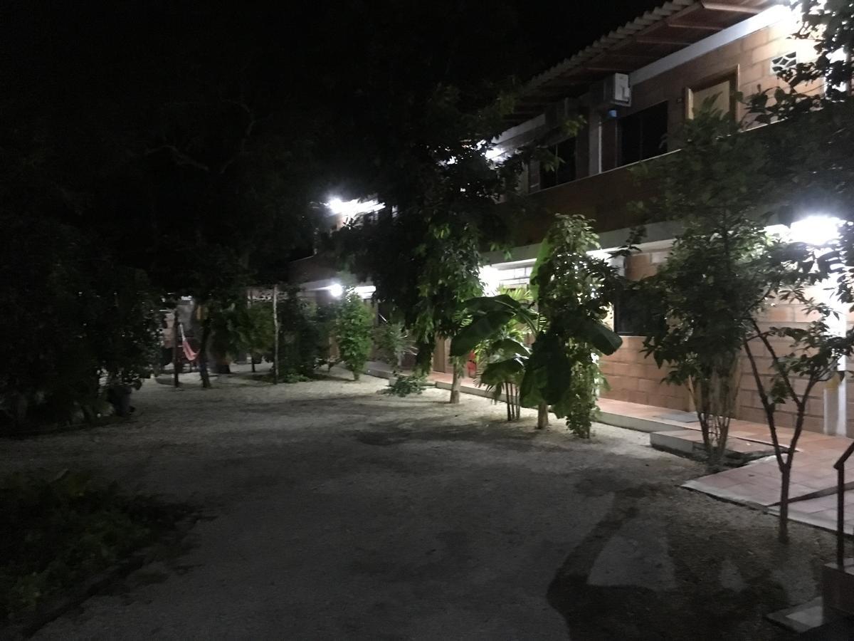 Hotel Pizzeria Opera Tolu Bagian luar foto