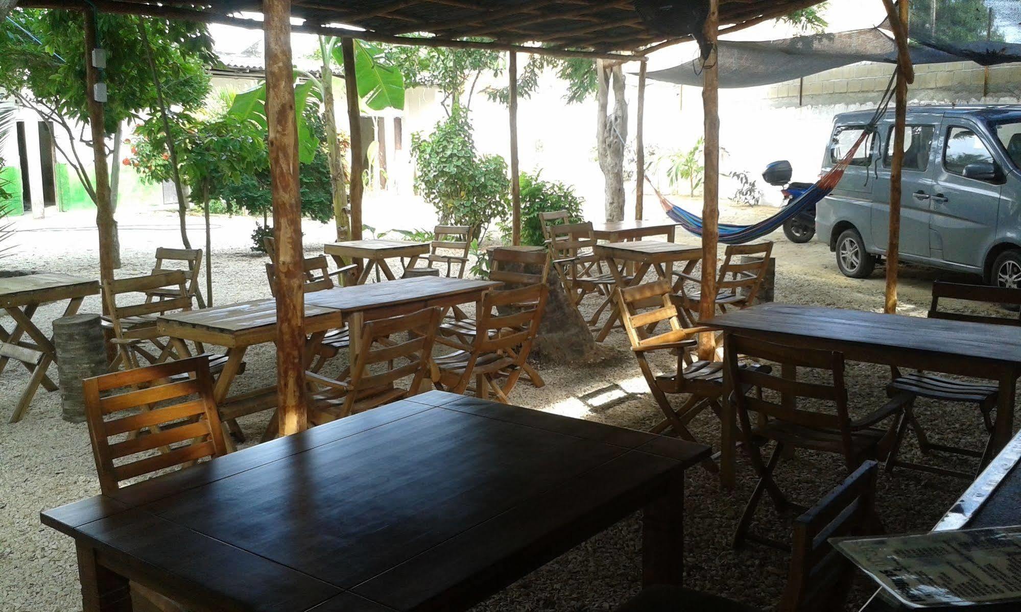 Hotel Pizzeria Opera Tolu Bagian luar foto
